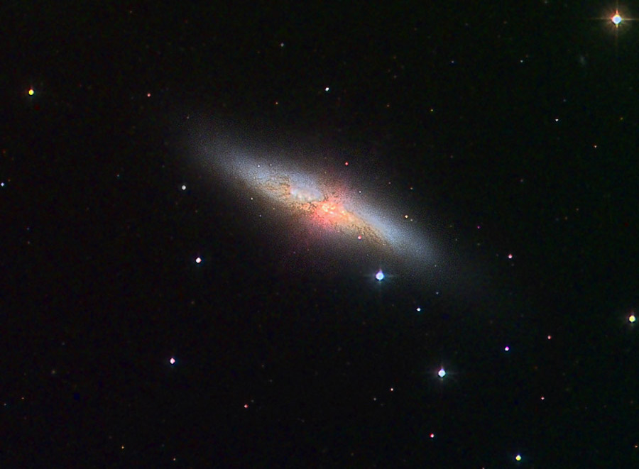 M82, NGC 3034 detail